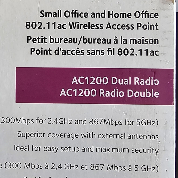 NETGEAR Wireless Desktop Access Point (WAC104) - WiFi Dual-Band AC1200 Speed - Picture 13 of 14